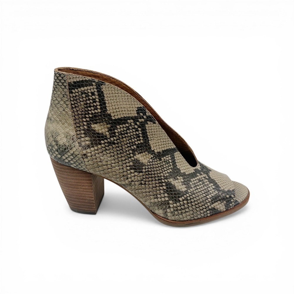 Lucky Brand Booties Size 9 Grey Joal Peep Toe Snakeskin Leather V-Cut Heel